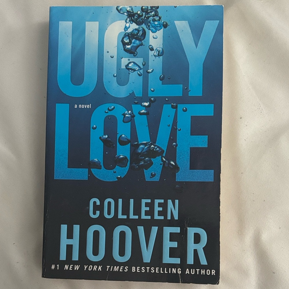 Ugly Love by Colleen Hoover Book
